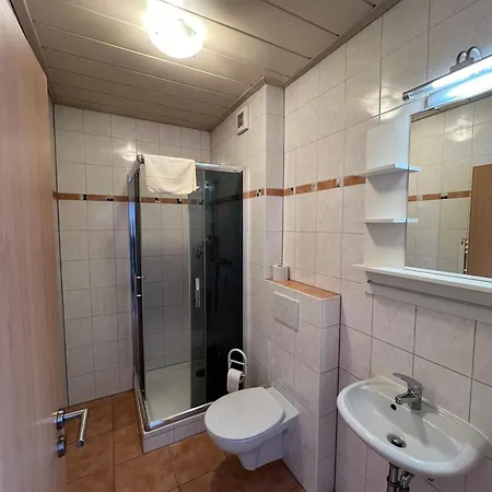 & Metzgerei Besenhardt 3* Wackersdorf